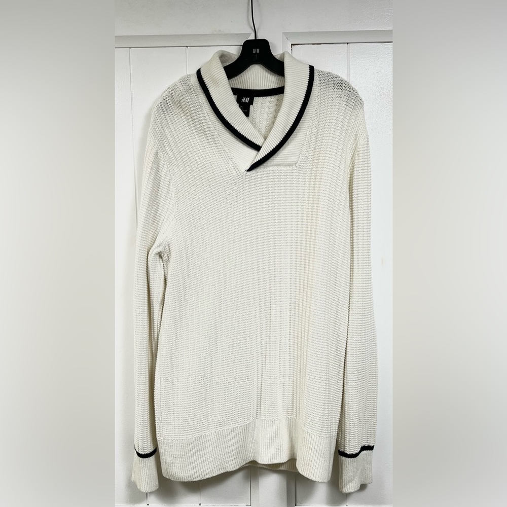 H&M Sweater
